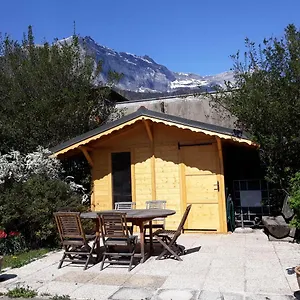 Appartement En Rez De Jardin à La Montagne, Passy (Haute-Savoie)